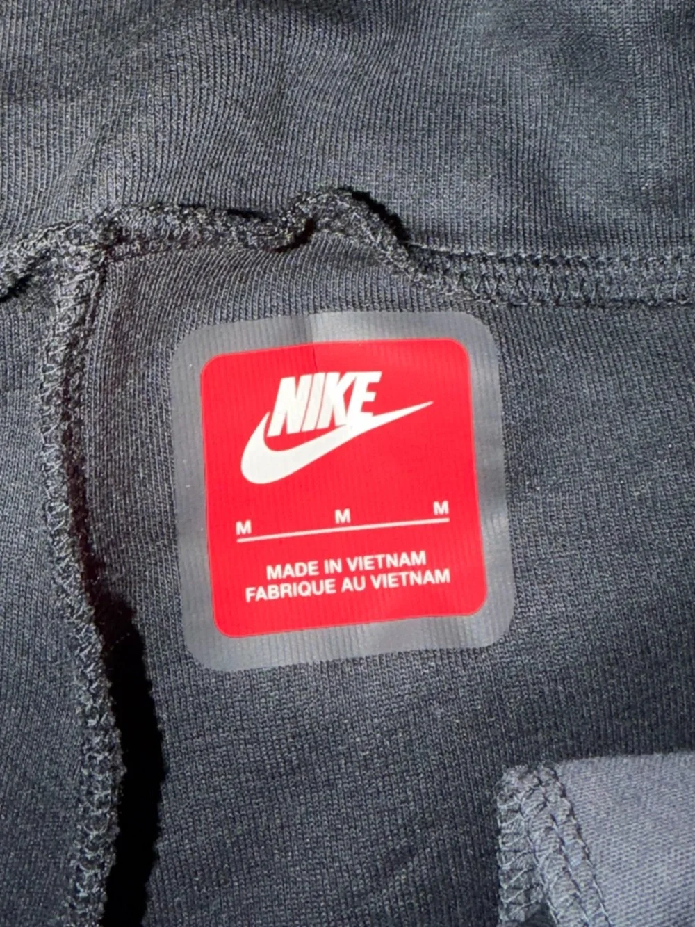 Nike Tech Color-Block Pants - Picture 6 of 8